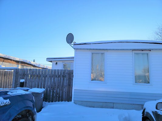 Mobile Home in the Winter