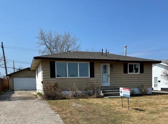 A house for sale in calgary, alberta.